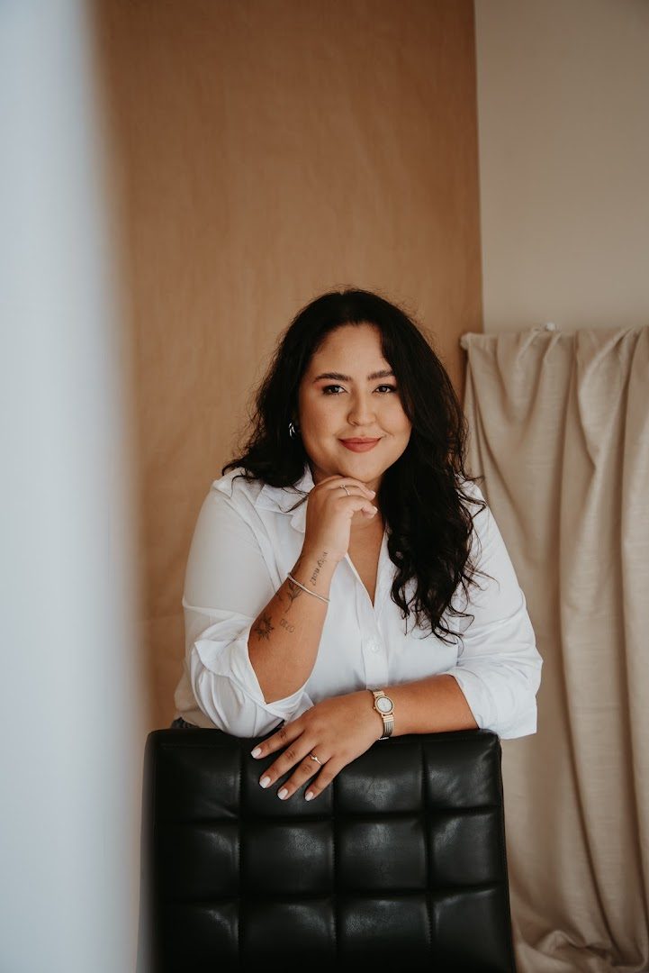 Sabrina Santos — psicóloga infantil e de adolescentes em Curitiba
